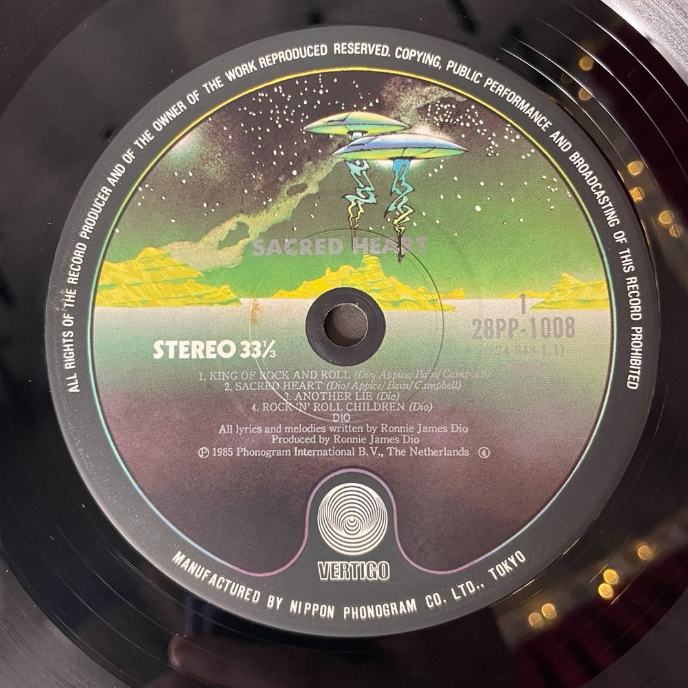Винтажная виниловая пластинка LP Dio Sacred Heart (Japan 1985) (No Obi) King Of Rock And Roll