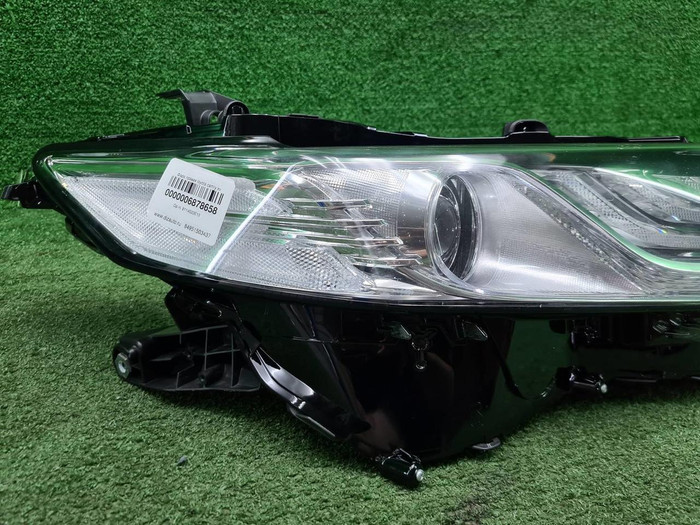 Фара правая Toyota Camry xv70 (2020-н.в.) LED