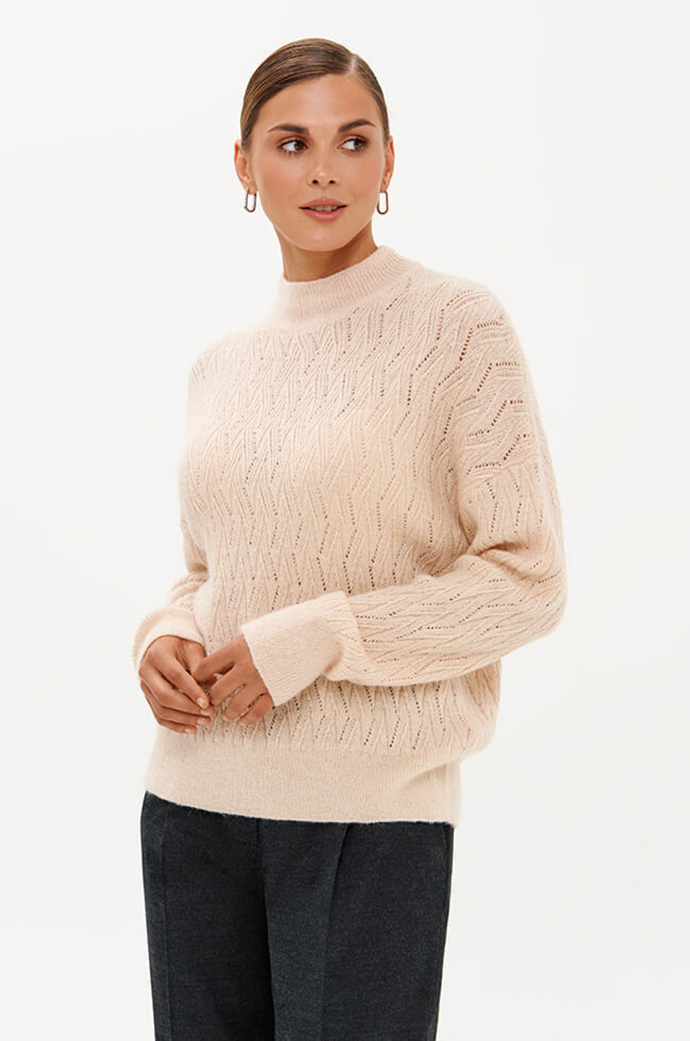 23366 Свитер женский (персиковый)