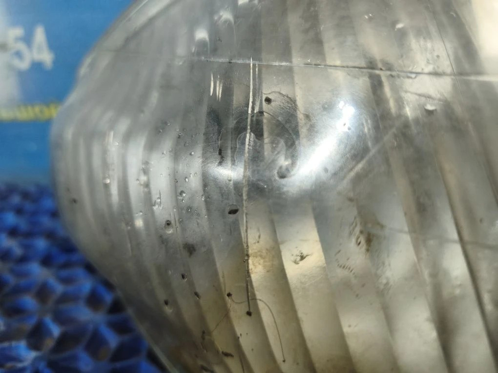 Габарит правый MAZDA FAMILIA 1999