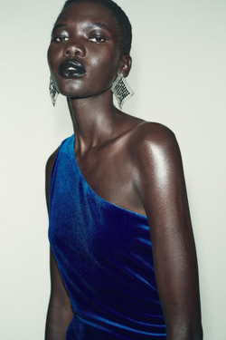 ZARA БАРХАТНОЕ ПЛАТЬЕ МИДИ АСИММЕТРИЧНОГО КРОЯ, КОБАЛЬТОВЫЙ