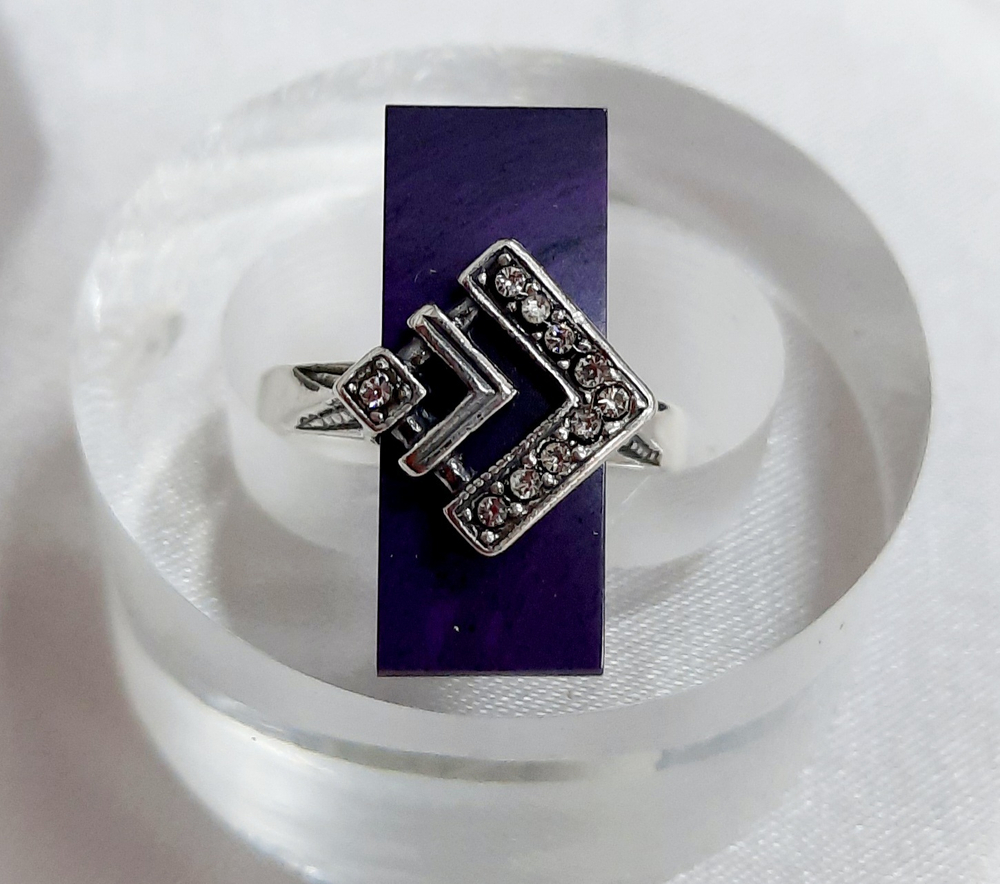 "Равенство"  кольцо в серебряном покрытии из коллекции "Самоцветы" от Jenavi