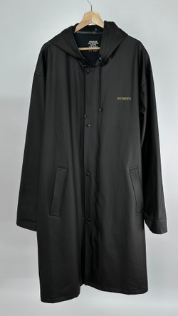 Дождевик Vetements