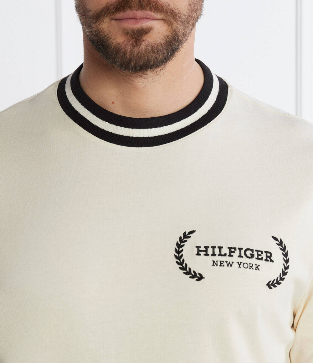Футболка Tommy Hilfiger - кремовый (MW0MW33681)