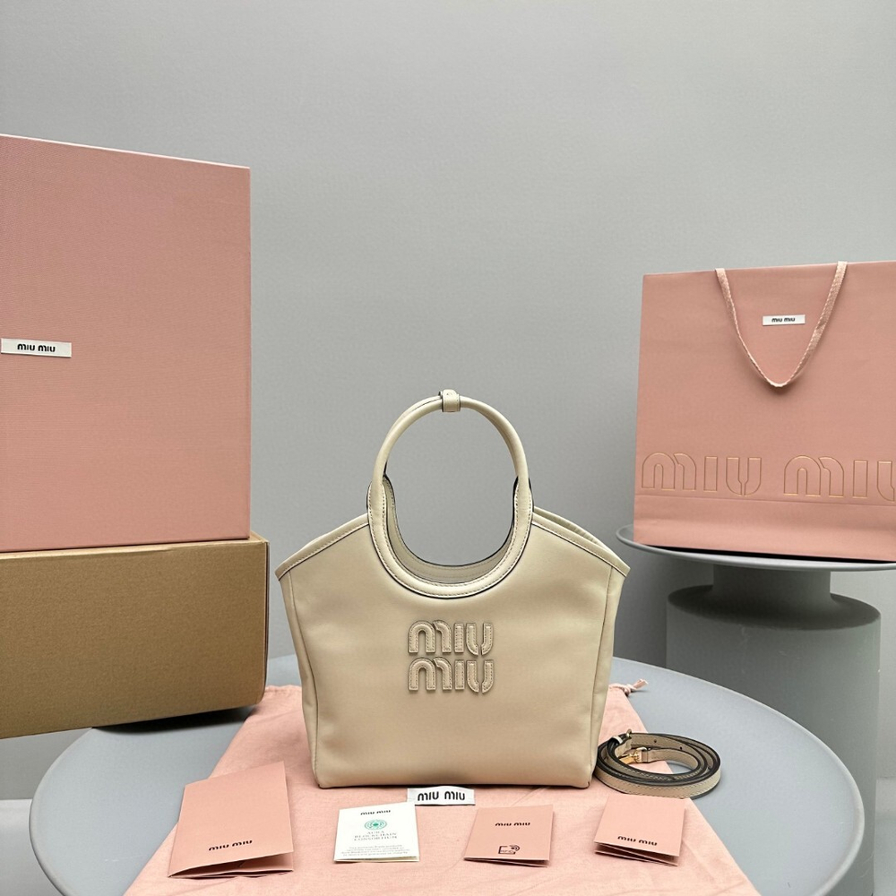 Miu Miu Ivy Small Bag 23 cm