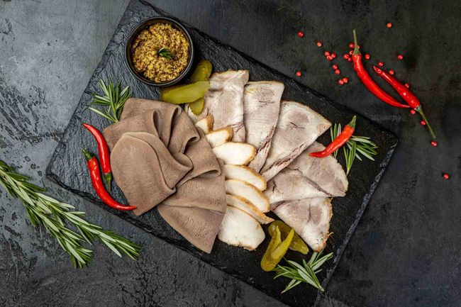 Мясная тарелка