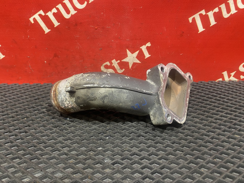 Патрубок термостата 2017г