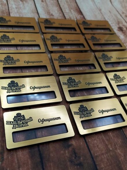 Бейдж пластик 40х70мм с окном