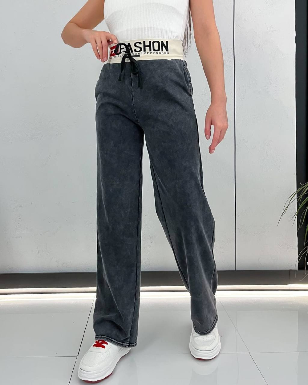 Спортивные штаны