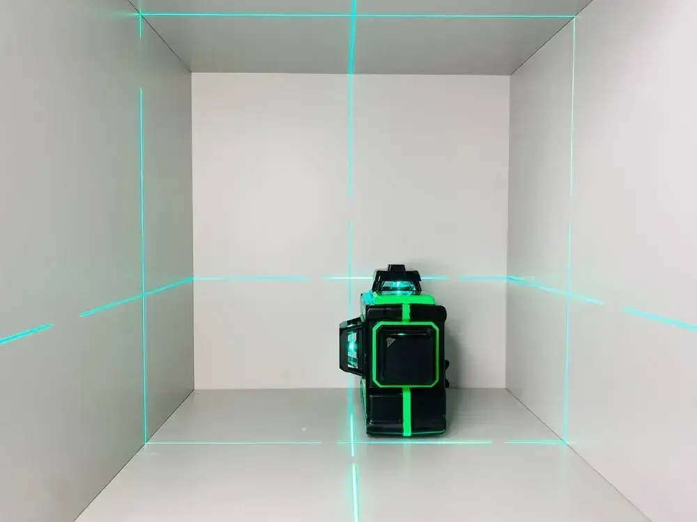 Лазерный уровень/нивелир Hilda 3D Хилда с магнитным креплением