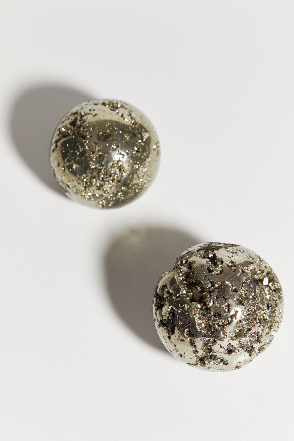 Шар из пирита M