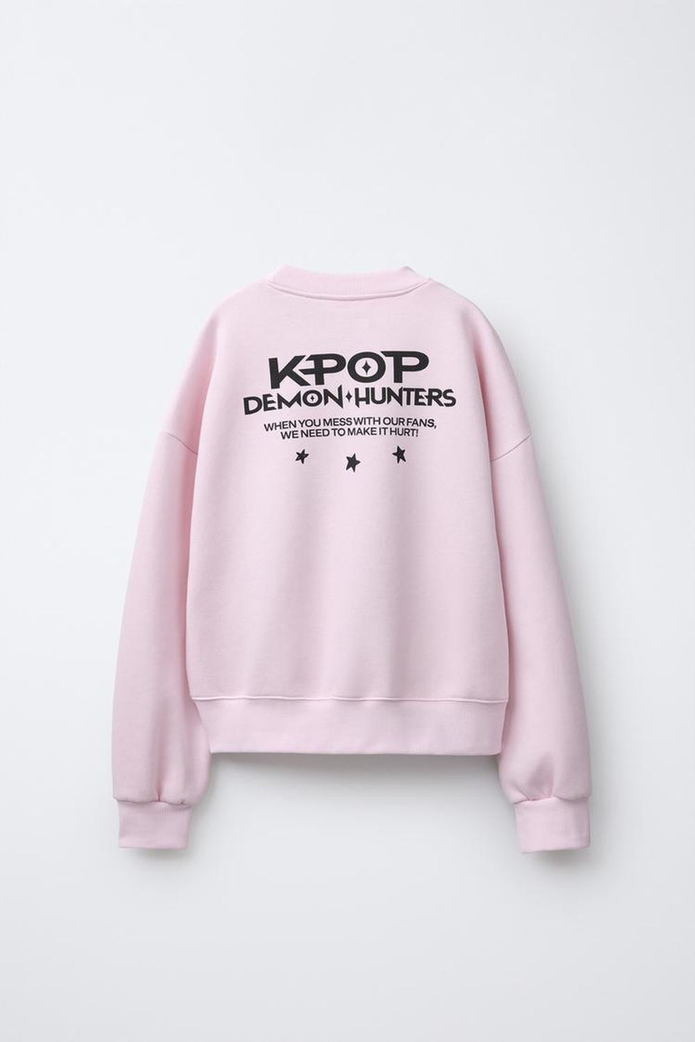 ZARA ТОЛСТОВКА С ПРИНТОМ KPOP DEMON HUNTERS™ NETFLIX ©, РОЗОВЫЙ