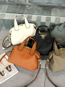 женская сумка на плечо из натуральной кожи