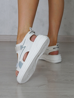 Сандалии женские CARDICIANA DY108-1