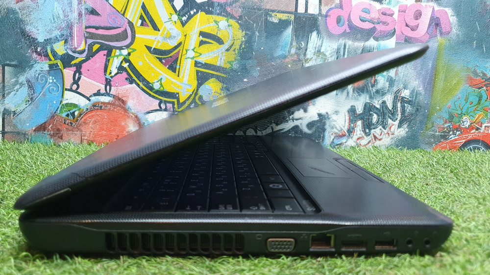 Ноутбук Toshiba i5/4Gb/315M 1Gb