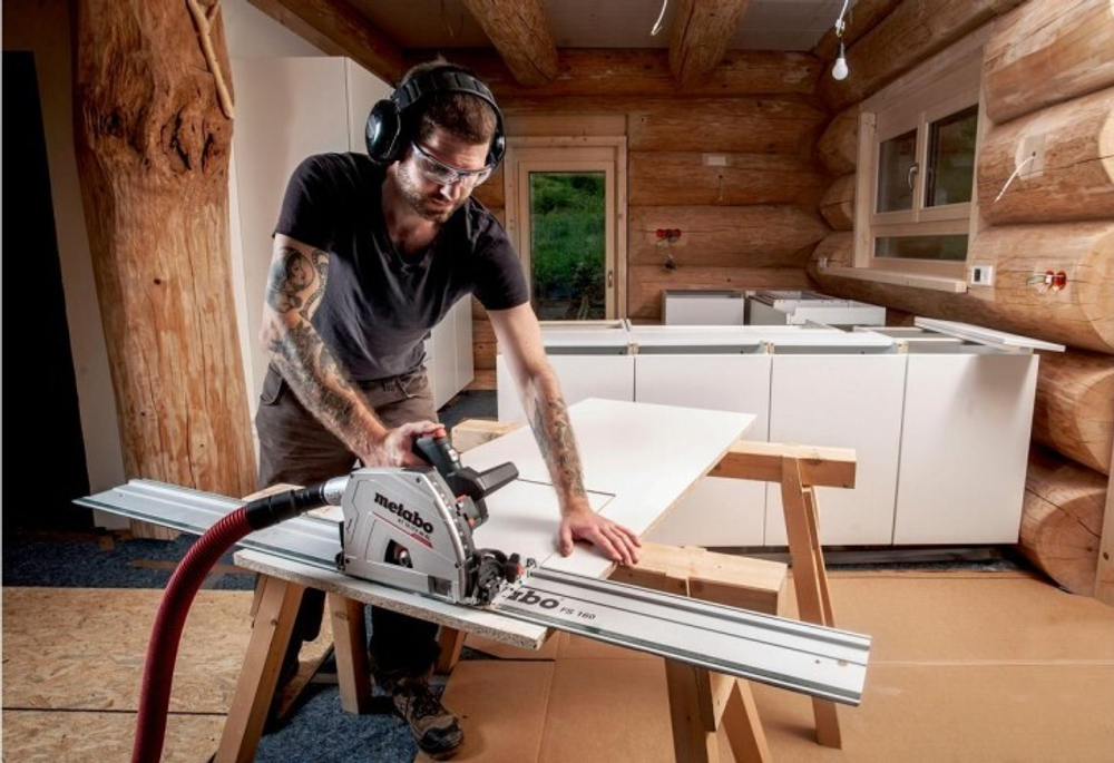 Пила циркулярная аккумуляторная METABO KT 18 LTX 66 BL 2х8.0 Ач 601866810