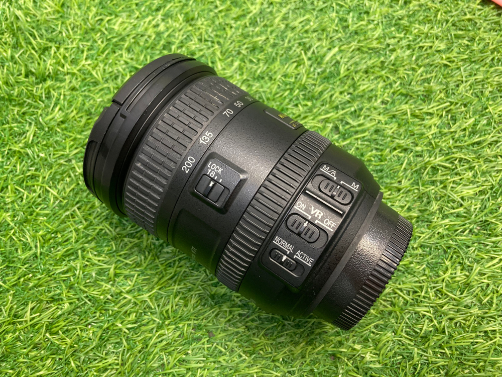 Nikon 18-200mm 3.5-5.6G ED AF-S VR II DX