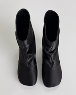 Ботильоны из шелка черный