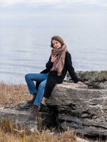 Шерстяной палантин