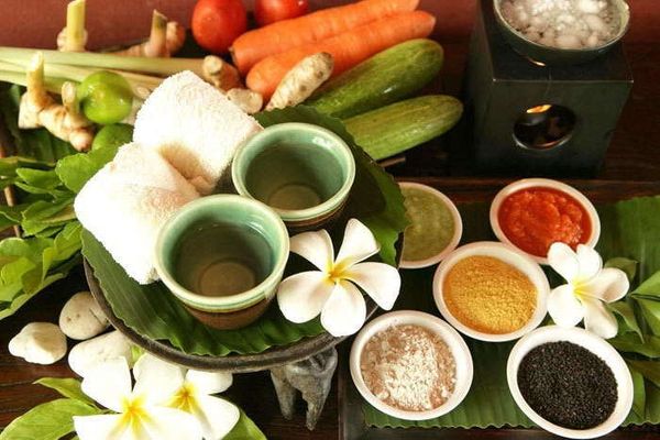 Знания Аюрведы - важный ингредиент косметики SPA CEYLON