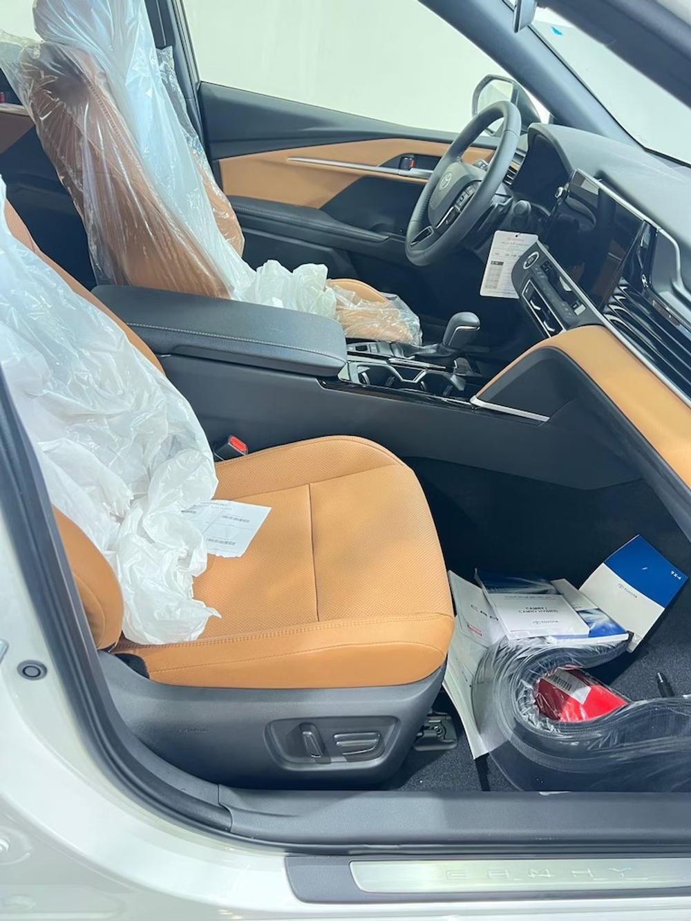 Помощь в покупке под ключ TOYOTA CAMRY 2.5L GRAND 2025YM