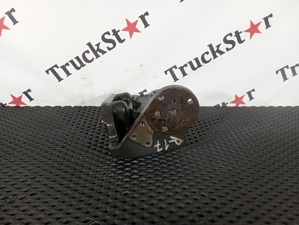 Кронштейн ролика натяжителя 2020г.