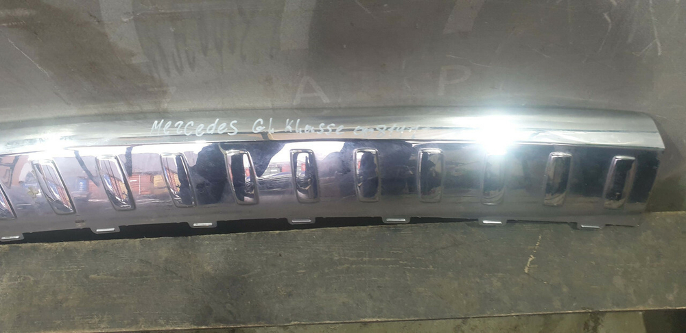 Накладка заднего бампера Mercedes GL (X166) 12-16 Б/У Оригинал A1668840190