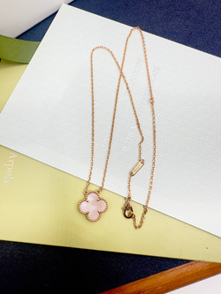 Кулон Van Cleef & Arpels