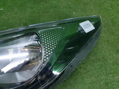 Фара левая Hyundai Solaris 2 (2020-н.в.) галоген