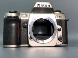 Nikon F80