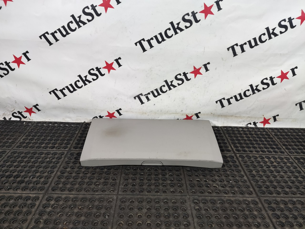 Крышка бардачка 2020г.