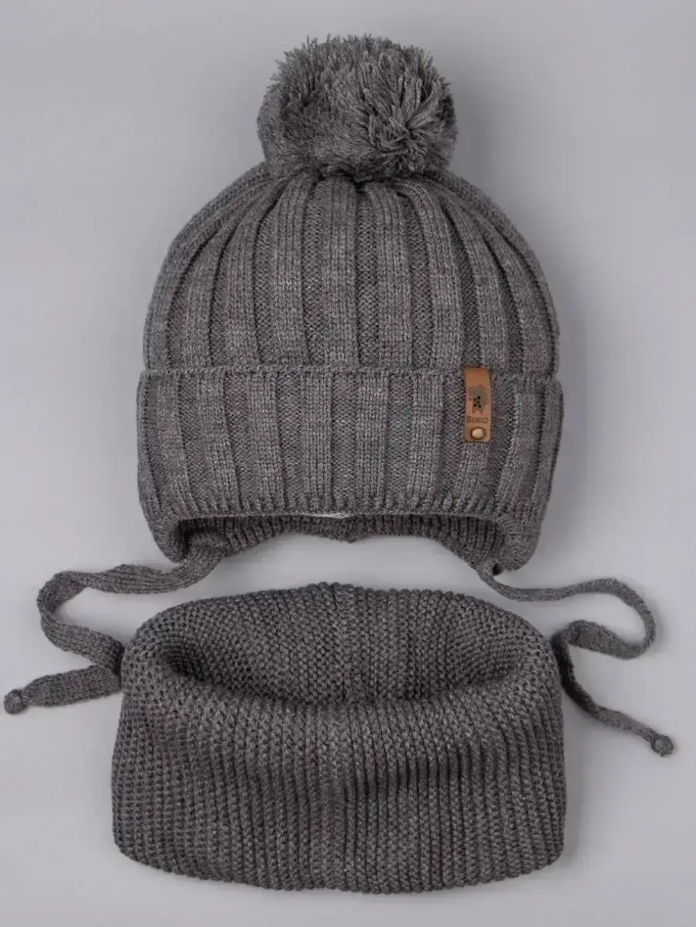 Шапка для мальчика со снудом осенняя