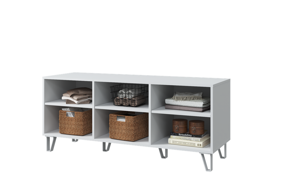 Солана Тумба под ТВ