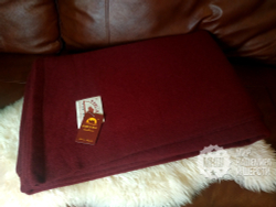 Одеяло тканое из верблюжьей шерсти 150x200 см. (Gobi Sun/Монголия) - БОРДО