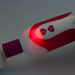 Бело-розовый ванд 18см с округлой головкой Сима-Ленд 7619006