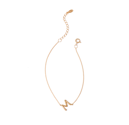 Позолоченный браслет с буквой М