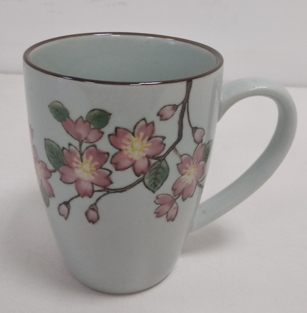 263026 Кружк XL 0,3л "Цветы персикового дерева", японская роспись, керамика, высота 9,5; диаметр 7,5