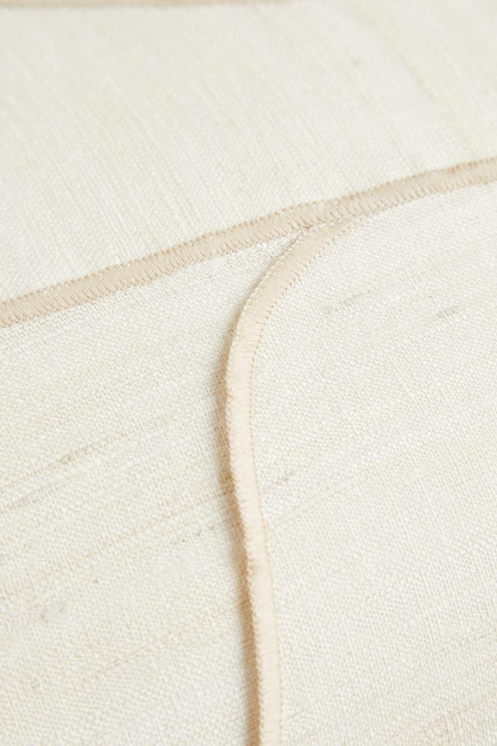 ZARA HOME ЧЕХОЛ ДЛЯ ДЕКОРАТИВНОЙ ПОДУШКИ С ВЫШИВКОЙ, СВЕТЛО-БЕЖЕВЫЙ