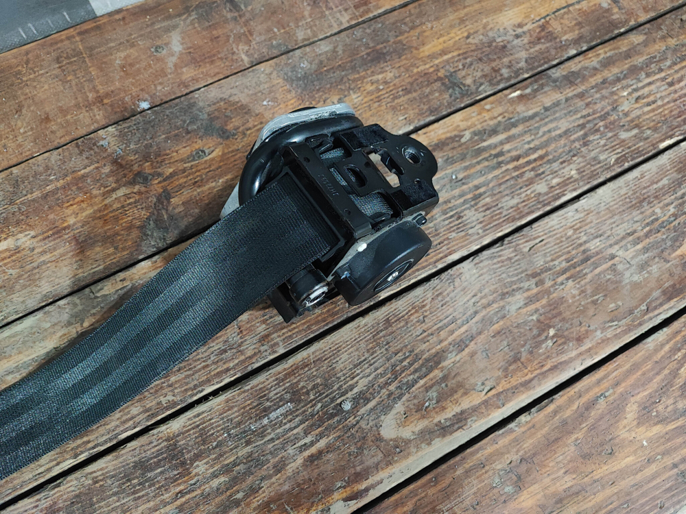 Ремень передний правый Chery Tiggo 4 Pro 20-нв Б/У Оригинал 406000169AA