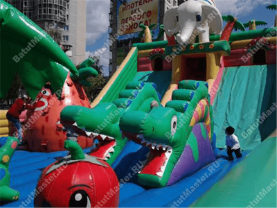 Коммерческий надувной батут "Сафари парк" 14*7*7 м