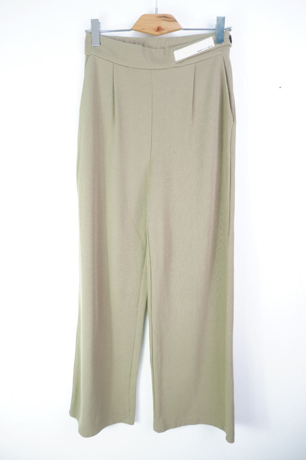 Брюки SELA песочные трикотажные 46 размер