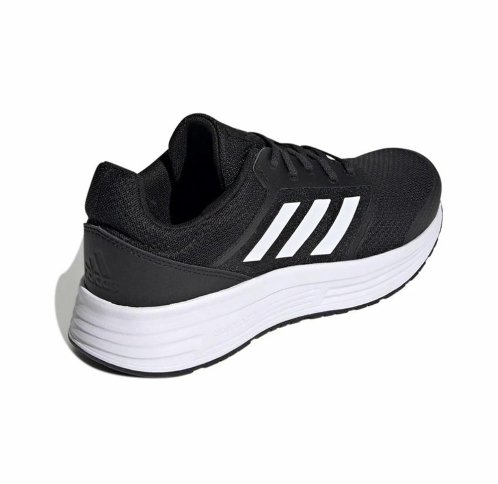 Кроссовки Adidas Galaxy 5 'Black White' FW5717