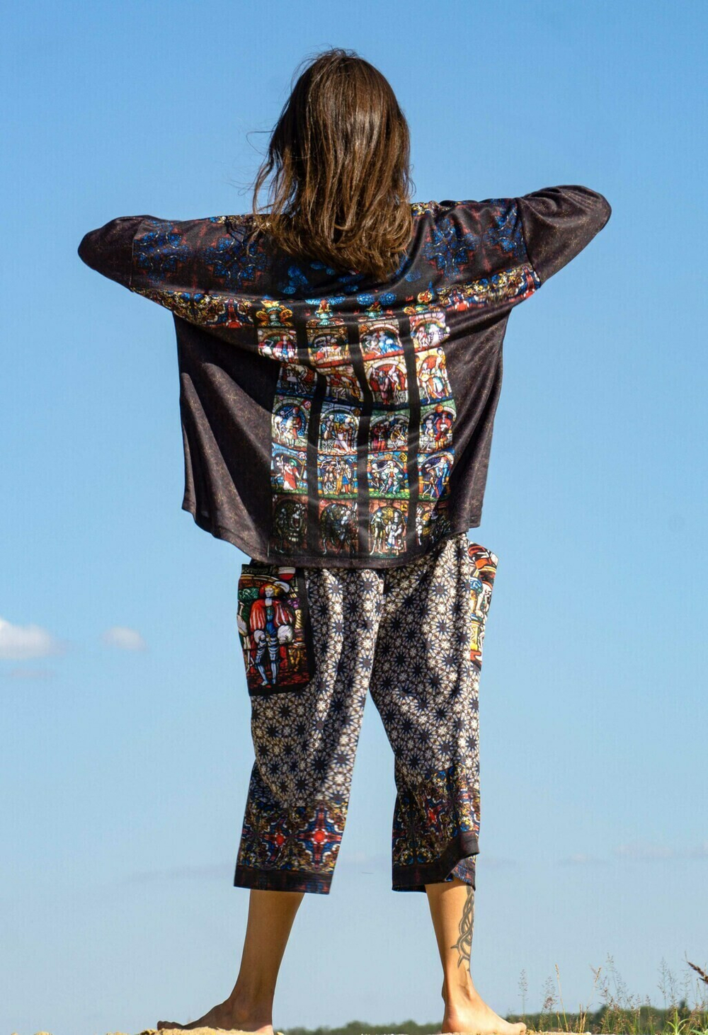 Комплект (туника и брюки кюлоты) "Dance Macabre", по мотивам витража "Пляска Смерти" Бернского собора