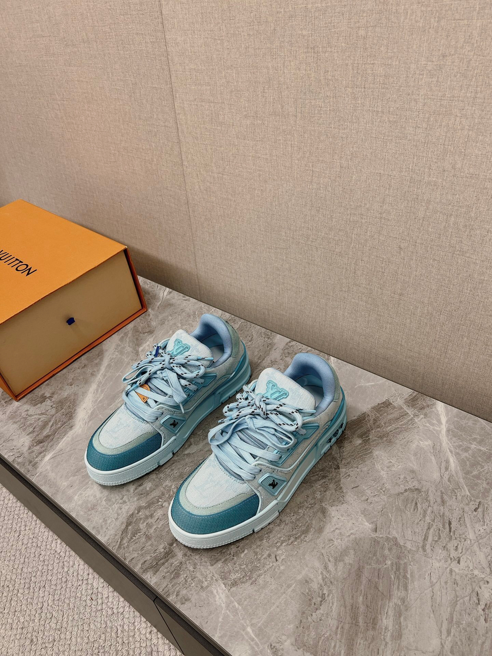 Louis Vuitton Trainer (5 colors)