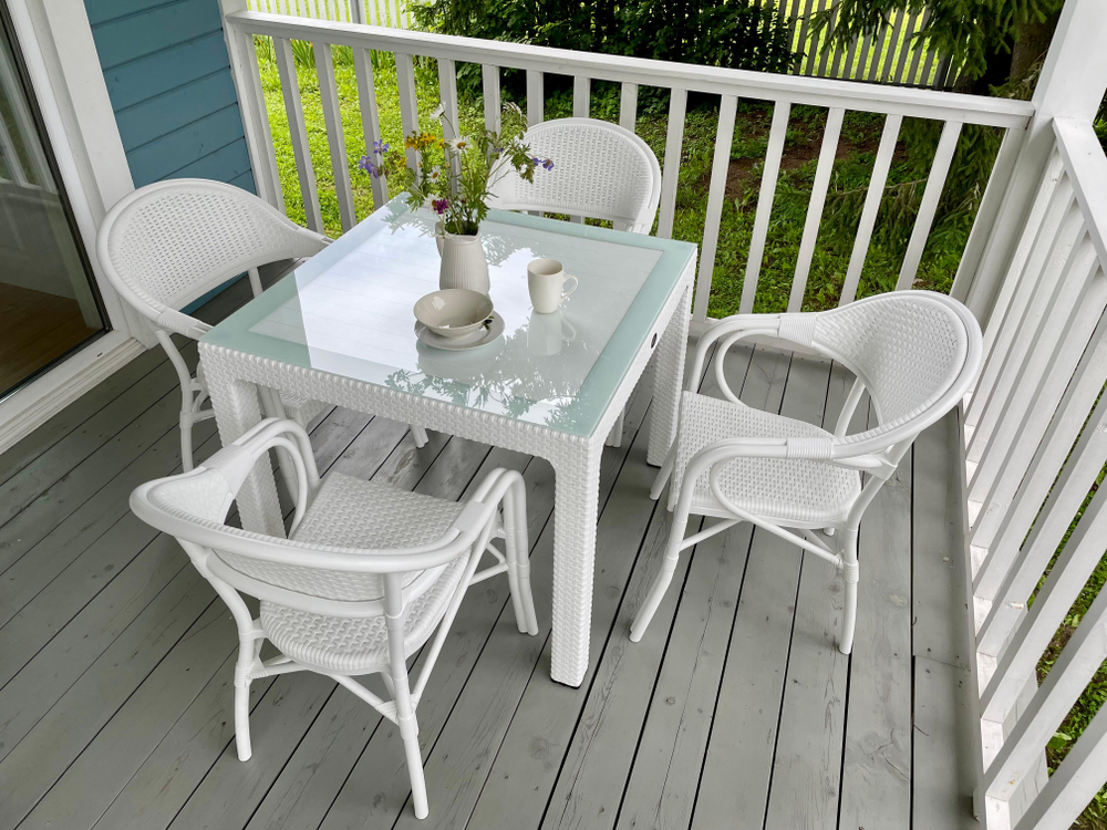 Nirvana NVS-049 set of 4 White (Обеденная группа стол 1шт, стулья 4шт) , Novussi