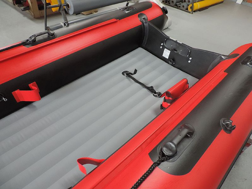 Лодка ПВХ COMPAS 420 + 4х-тактный лодочный мотор YAMER EF40 EFI