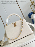 Louis Vuitton Capucines MM
