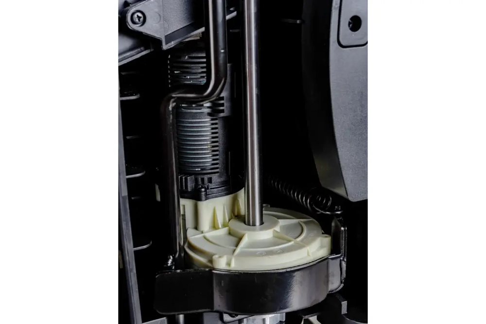Газонокосилка Worx WG749E