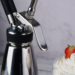 Сифон (кремер) для взбивания сливок 0,5 л (до +70°C) THERMO LUX двойные стенки нерж. B'Guys P.L.