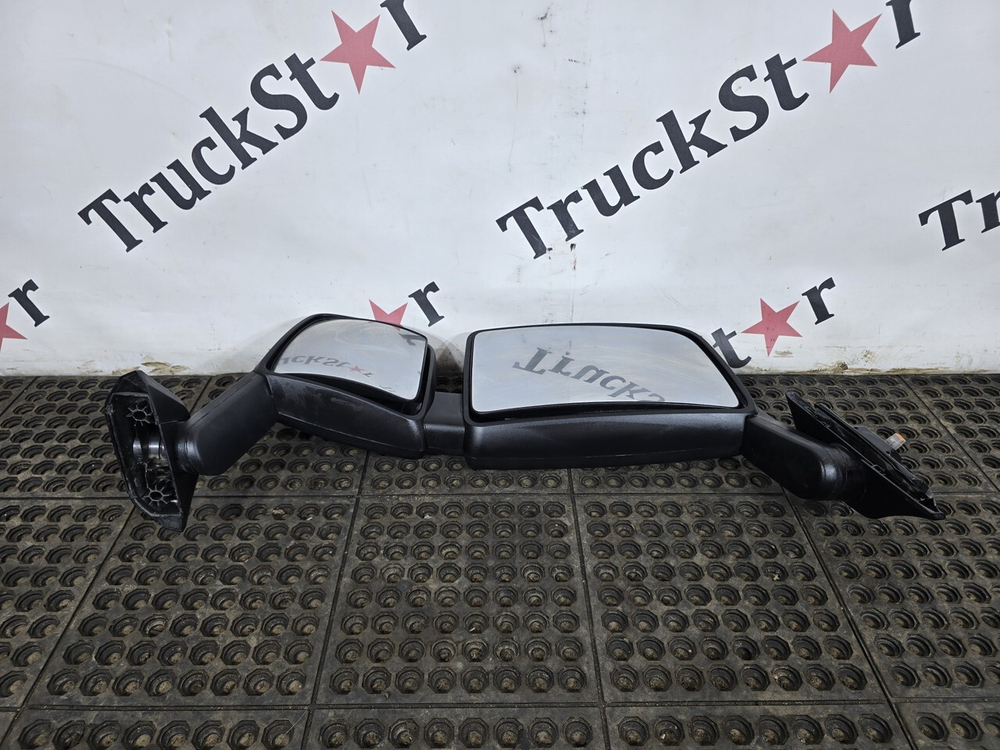 Зеркало заднего вида боковое правое 2020г.